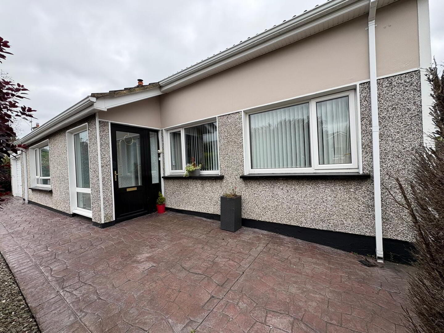 property description image