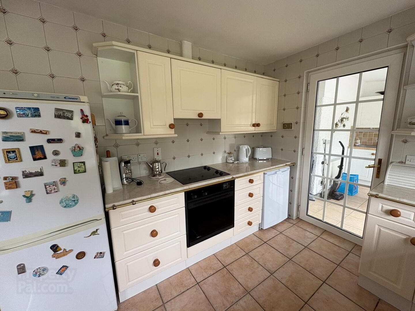 1 Lansdown Park 13 of 43