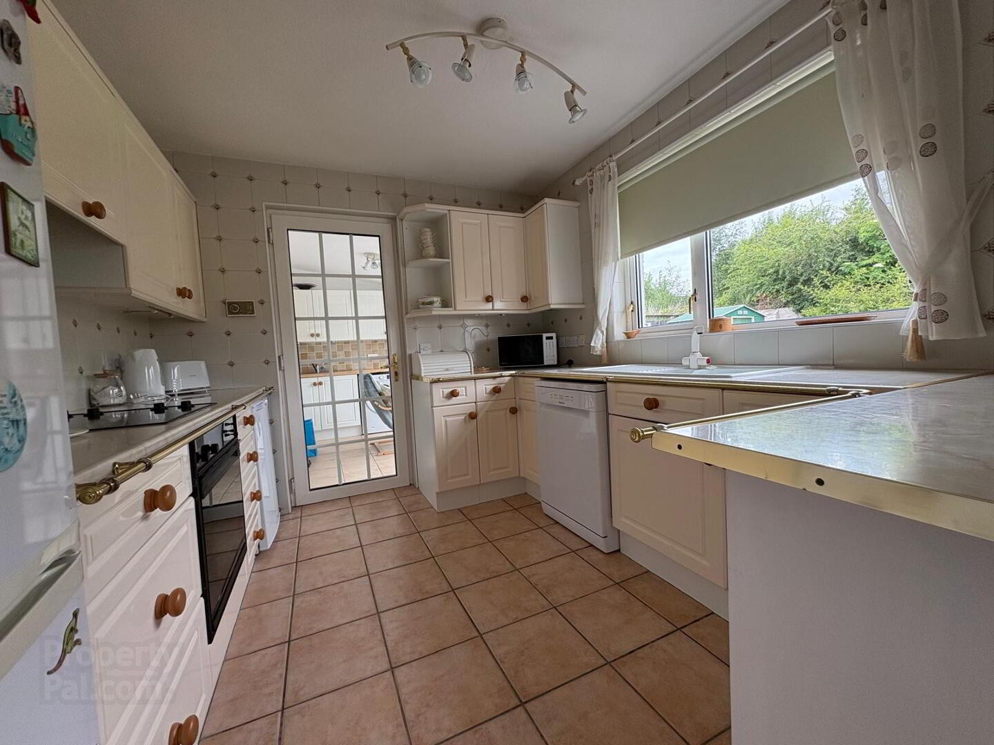 1 Lansdown Park 11 of 43