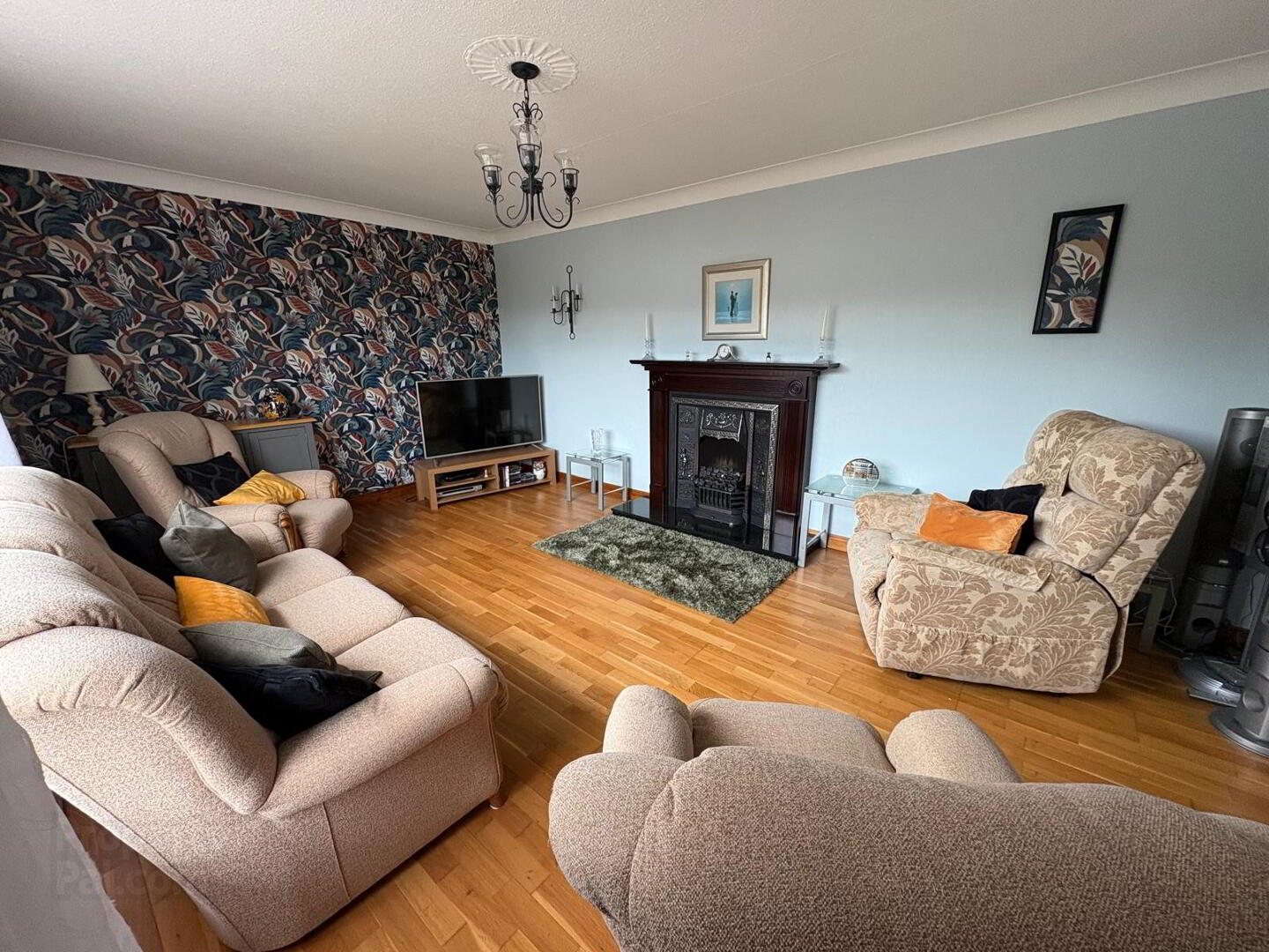 1 Lansdown Park 8 of 43