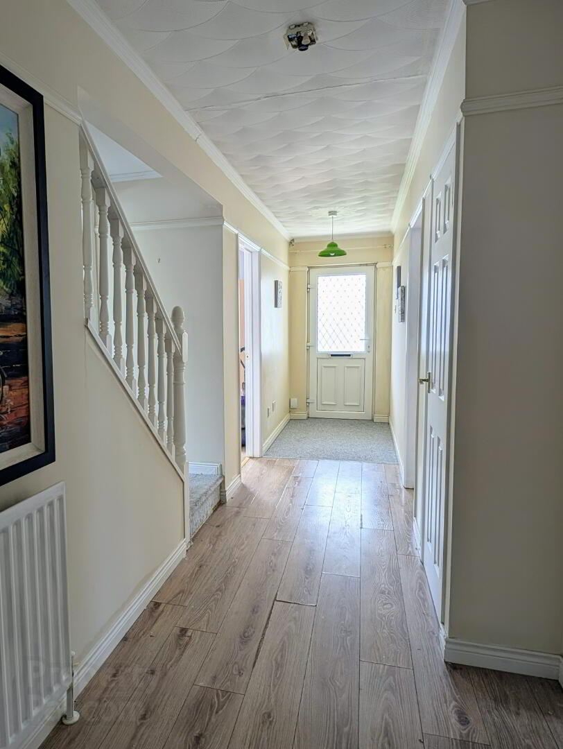 39 Wheatfield Avenue 4 of 27