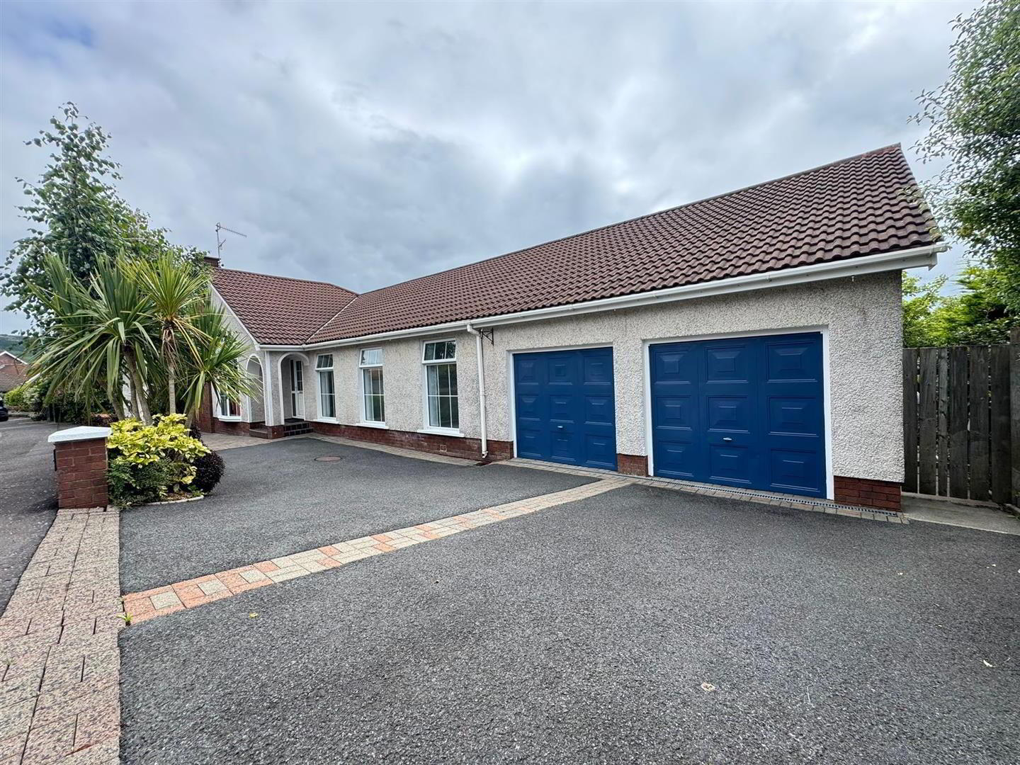 property description image