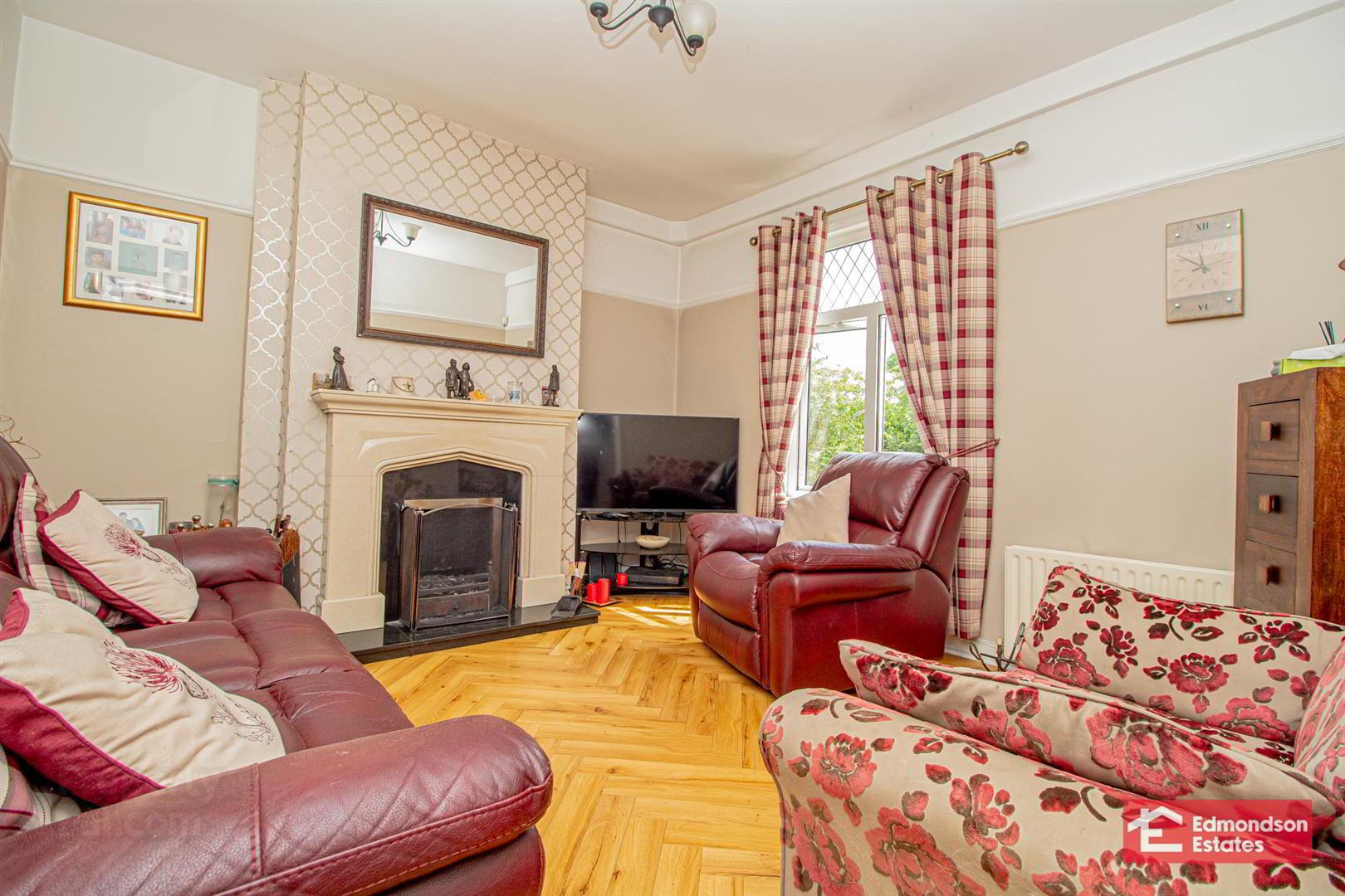 43 Cushendall Road 10 of 44