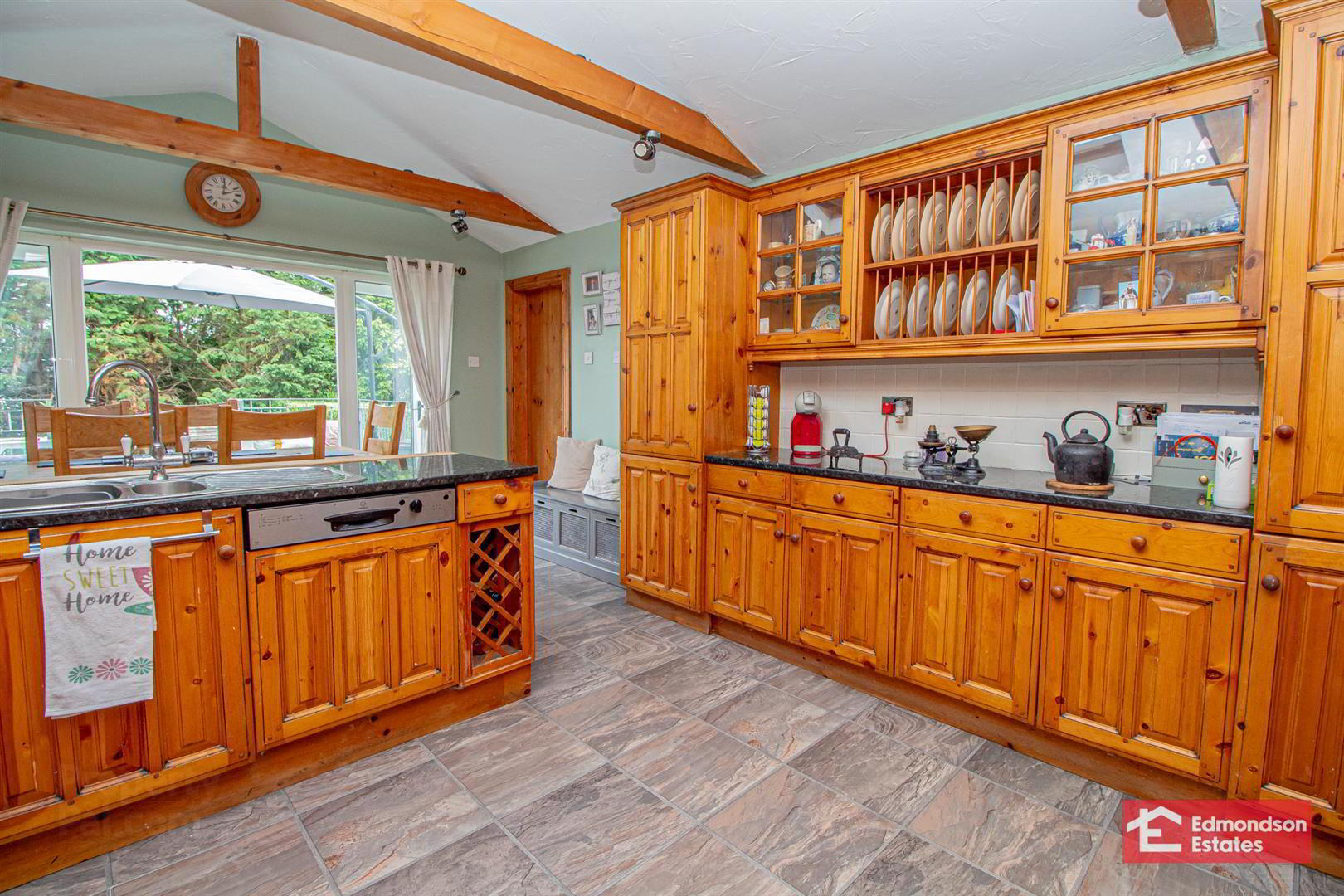43 Cushendall Road 14 of 44