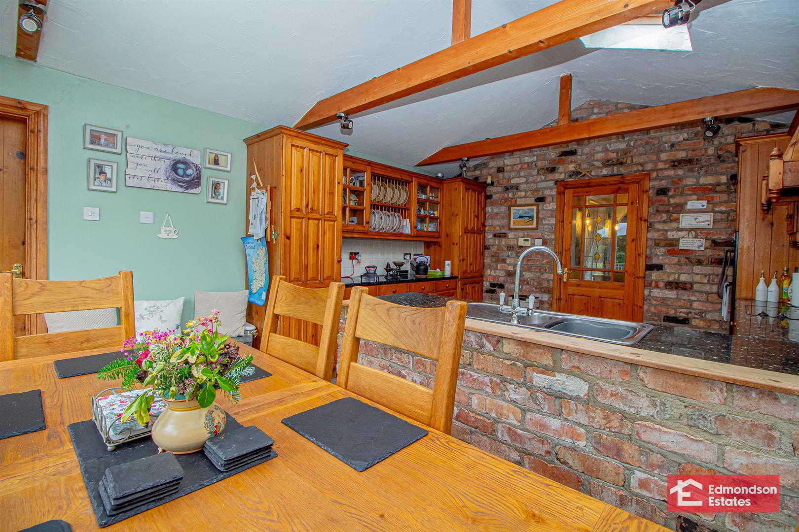 43 Cushendall Road 17 of 44