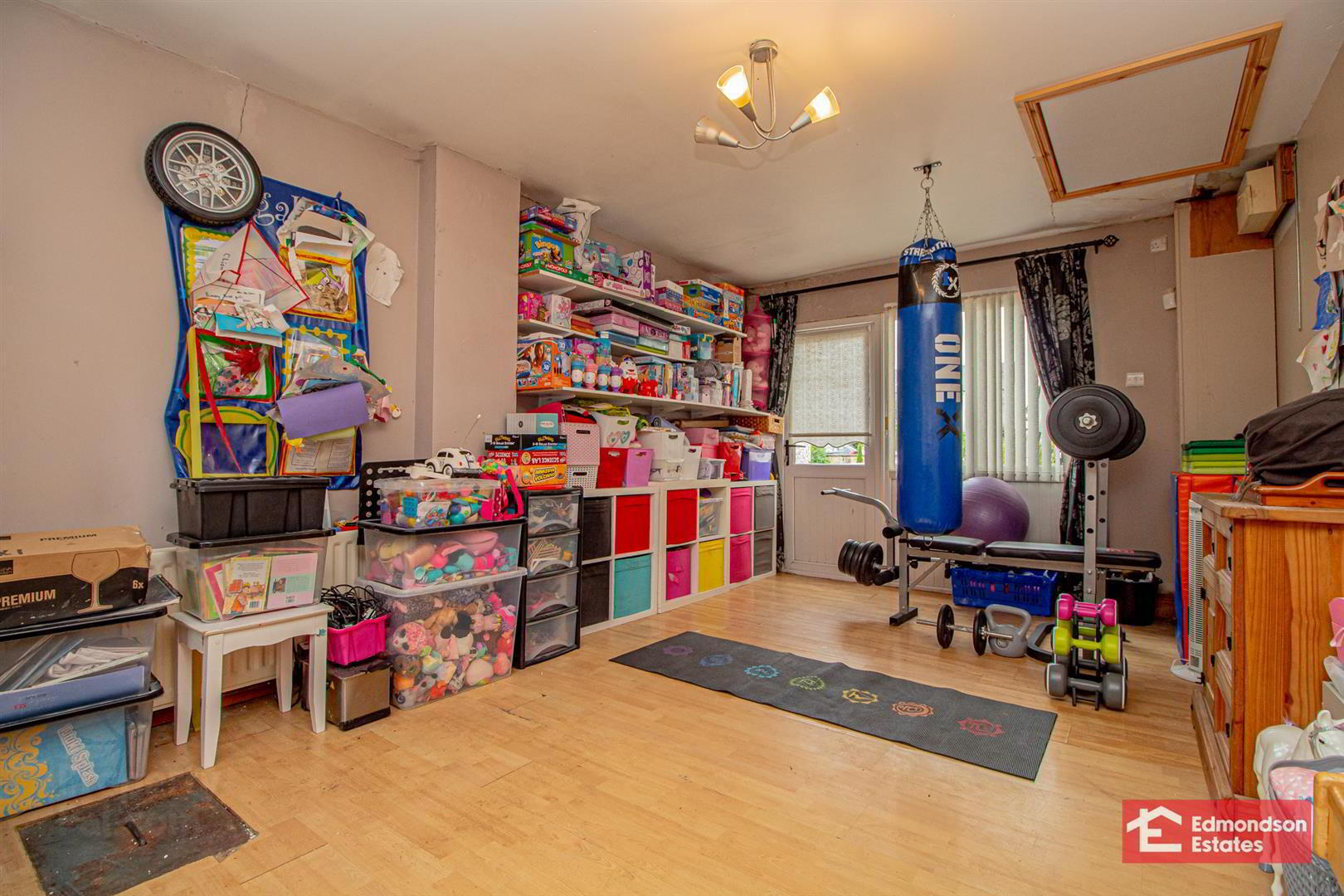 43 Cushendall Road 21 of 44
