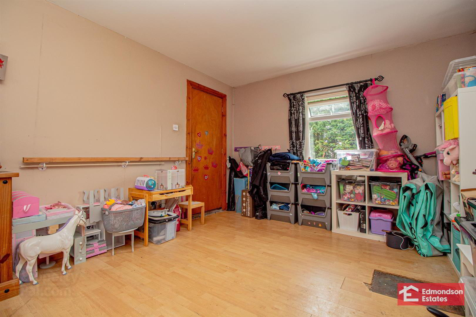 43 Cushendall Road 22 of 44