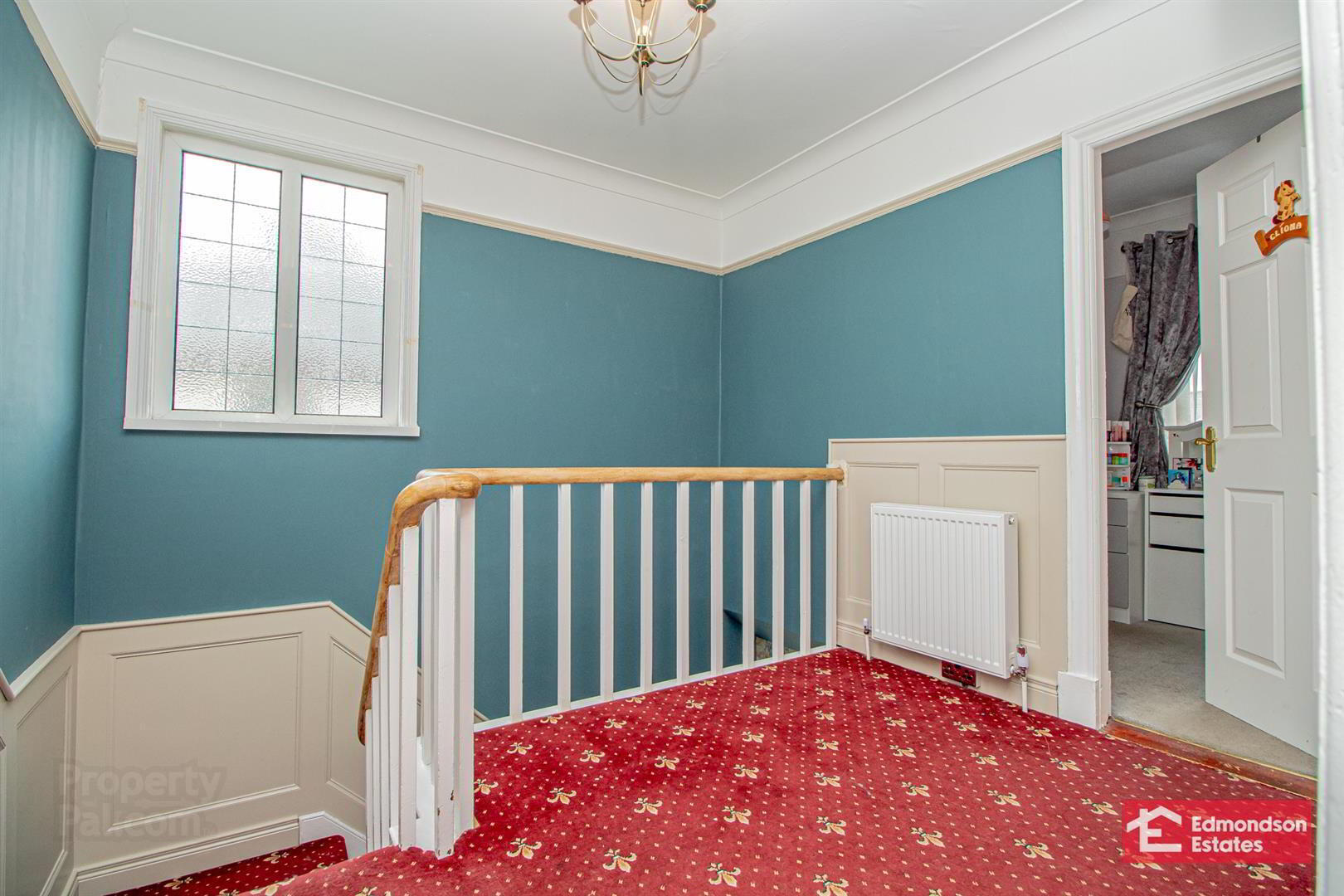 43 Cushendall Road 23 of 44
