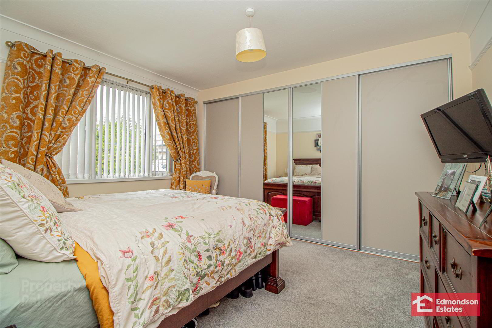 43 Cushendall Road 24 of 44
