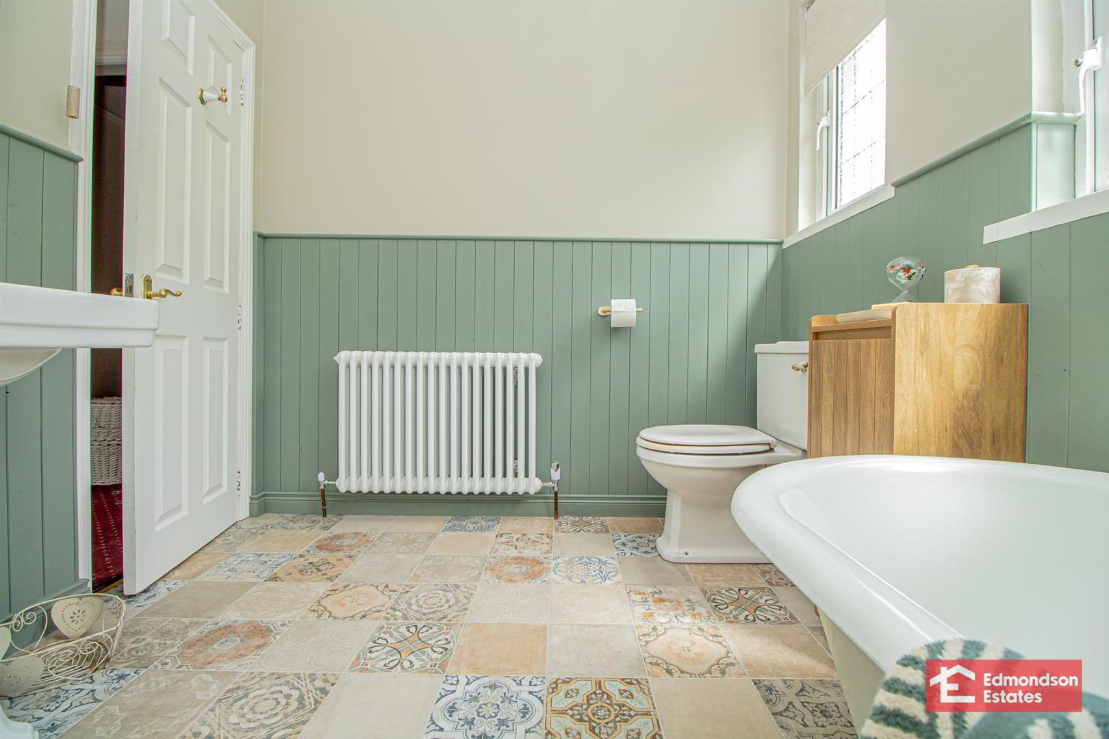 43 Cushendall Road 27 of 44