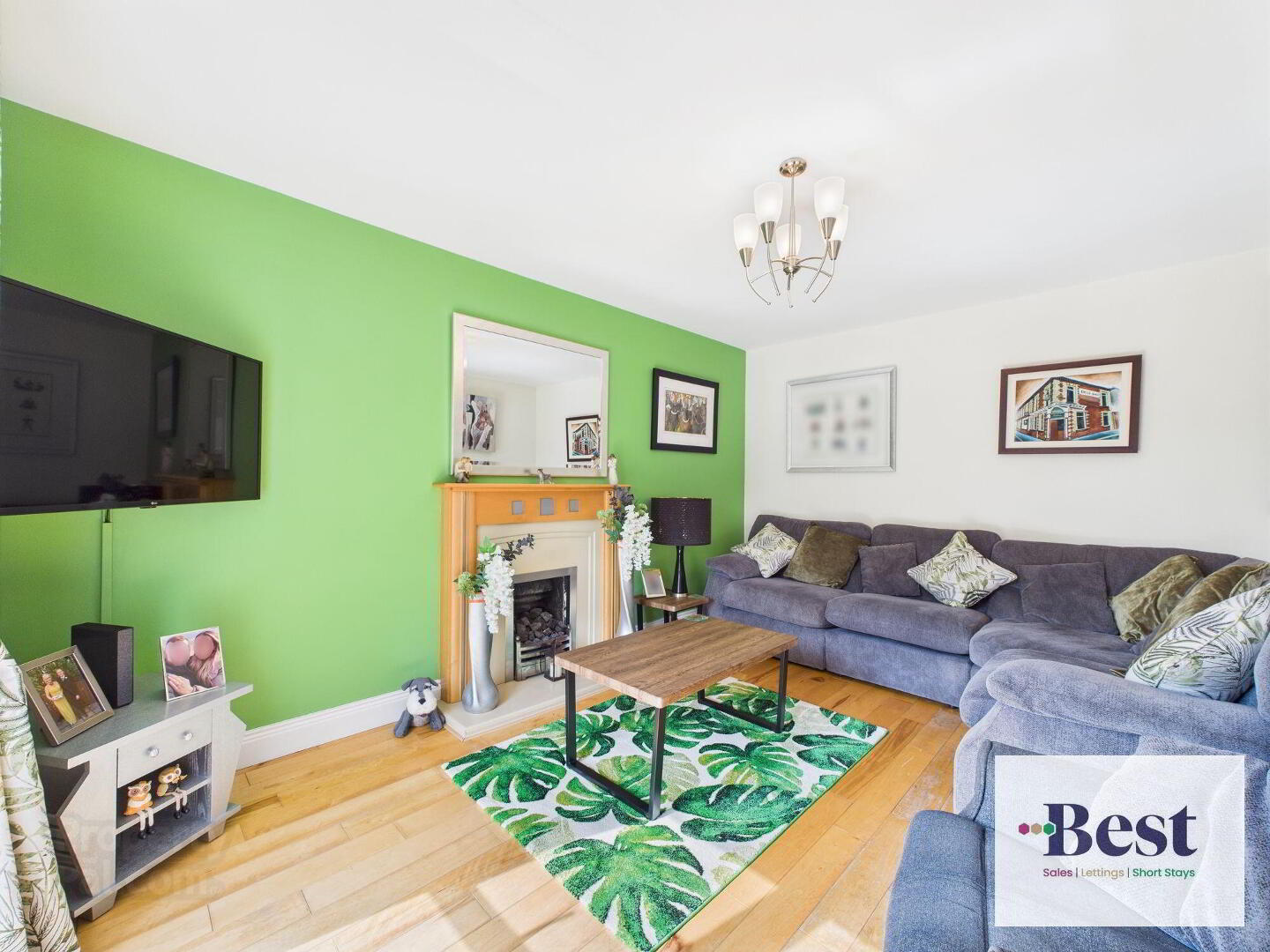 46 Corran Manor 5 of 30