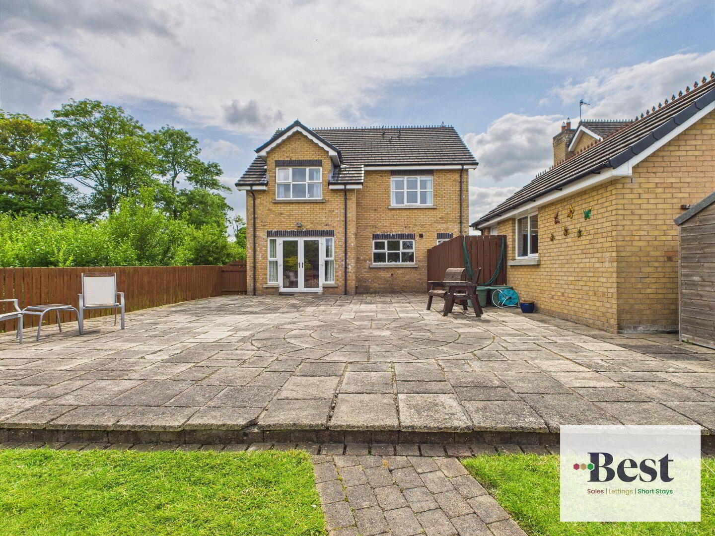 46 Corran Manor 26 of 30