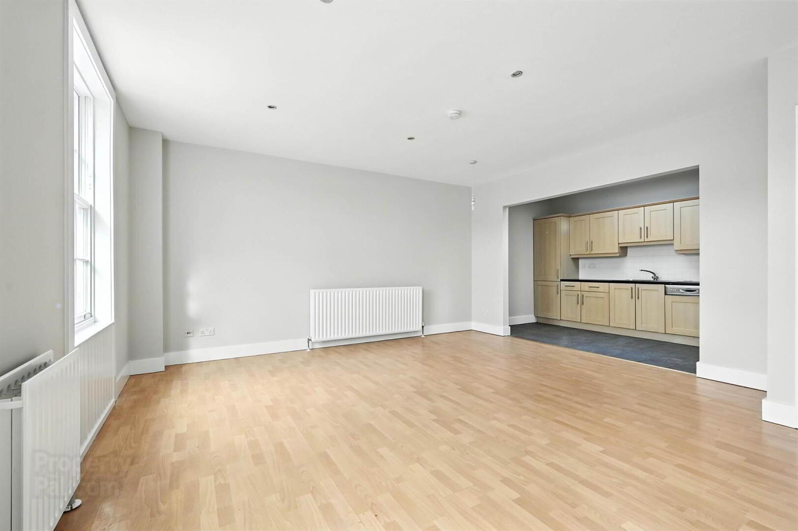 47 Lisburn Square 5 of 15