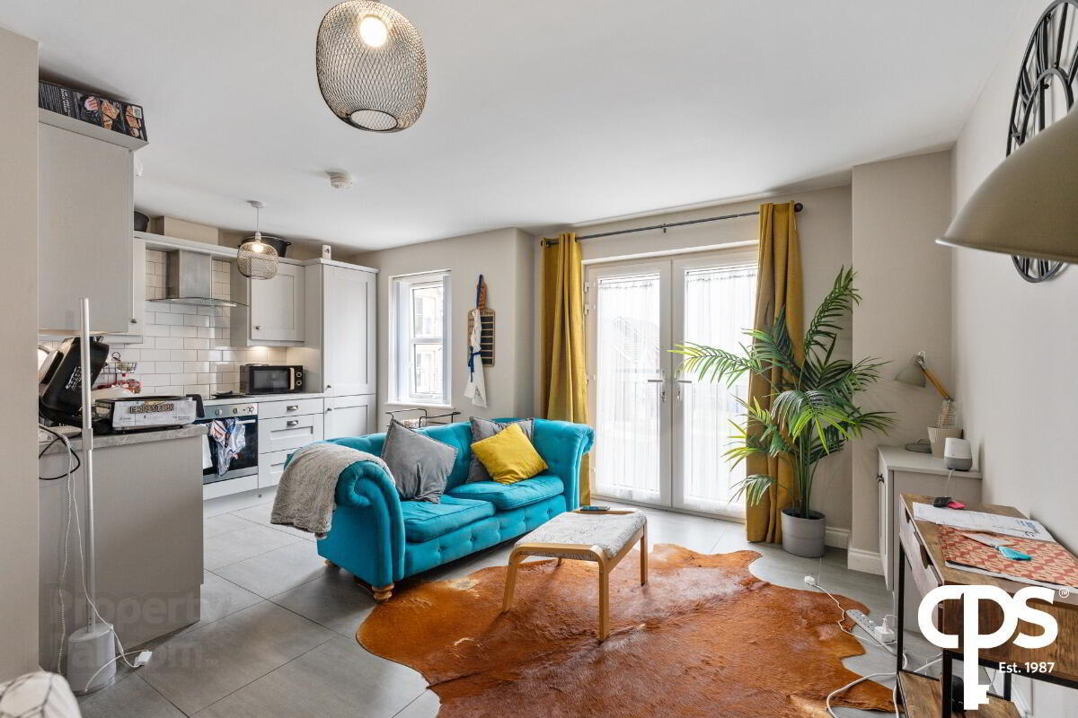 Apt 4, 12a Highgrove Meadows 4 of 13