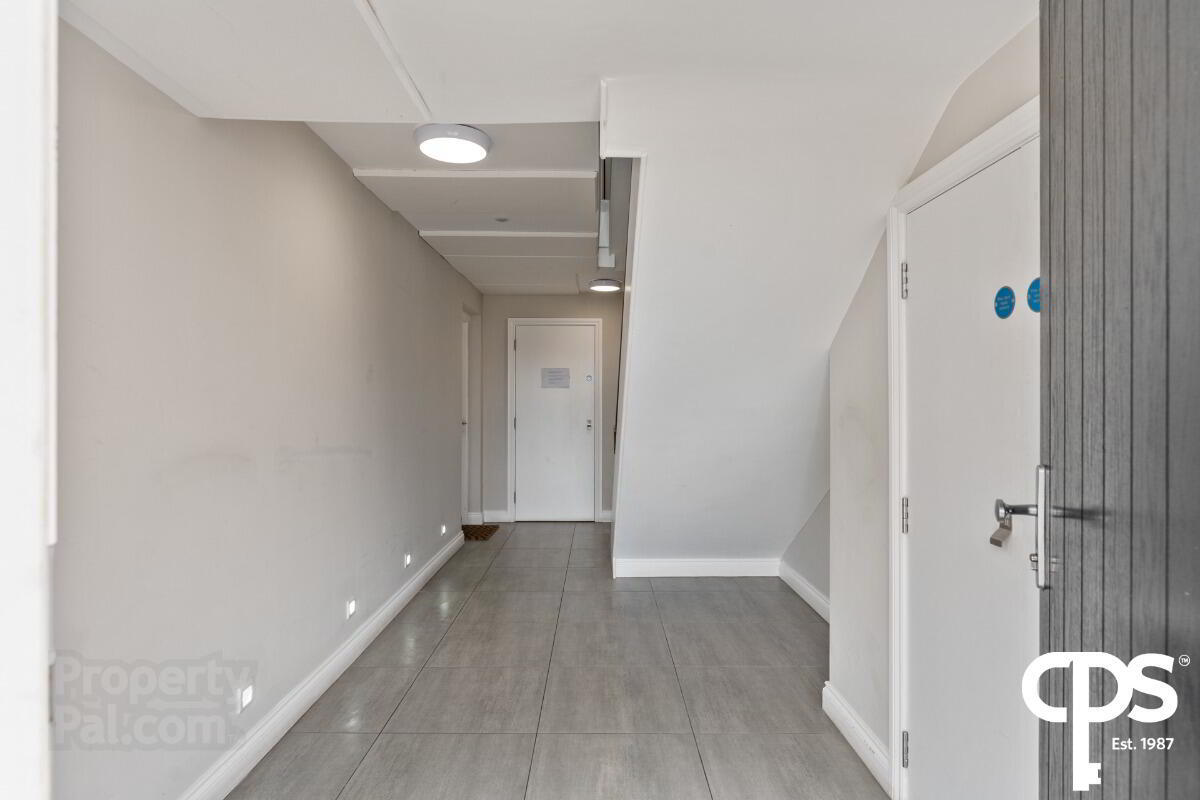 Apt 4, 12a Highgrove Meadows 3 of 13