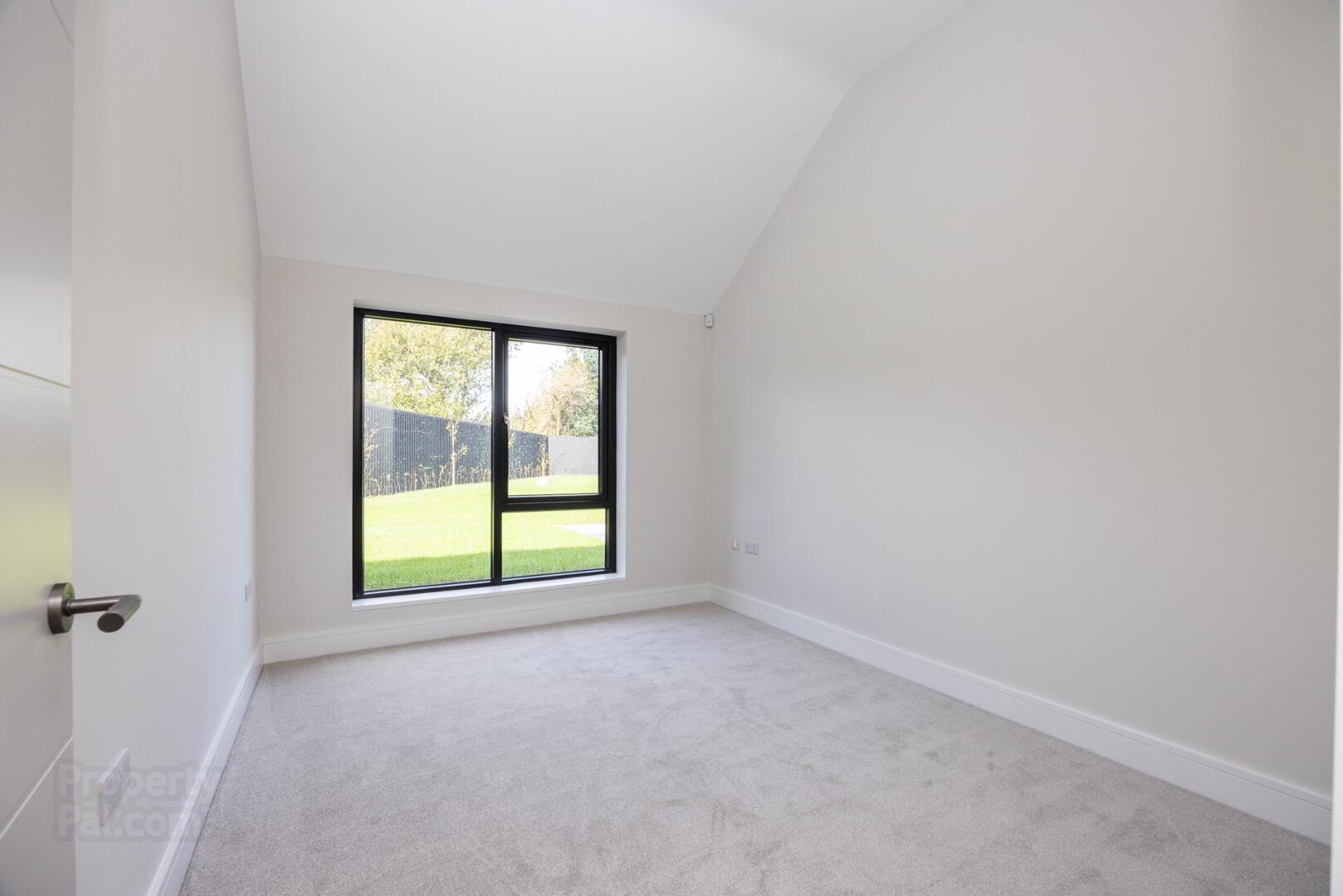 71a Whinney Hill 21 of 39