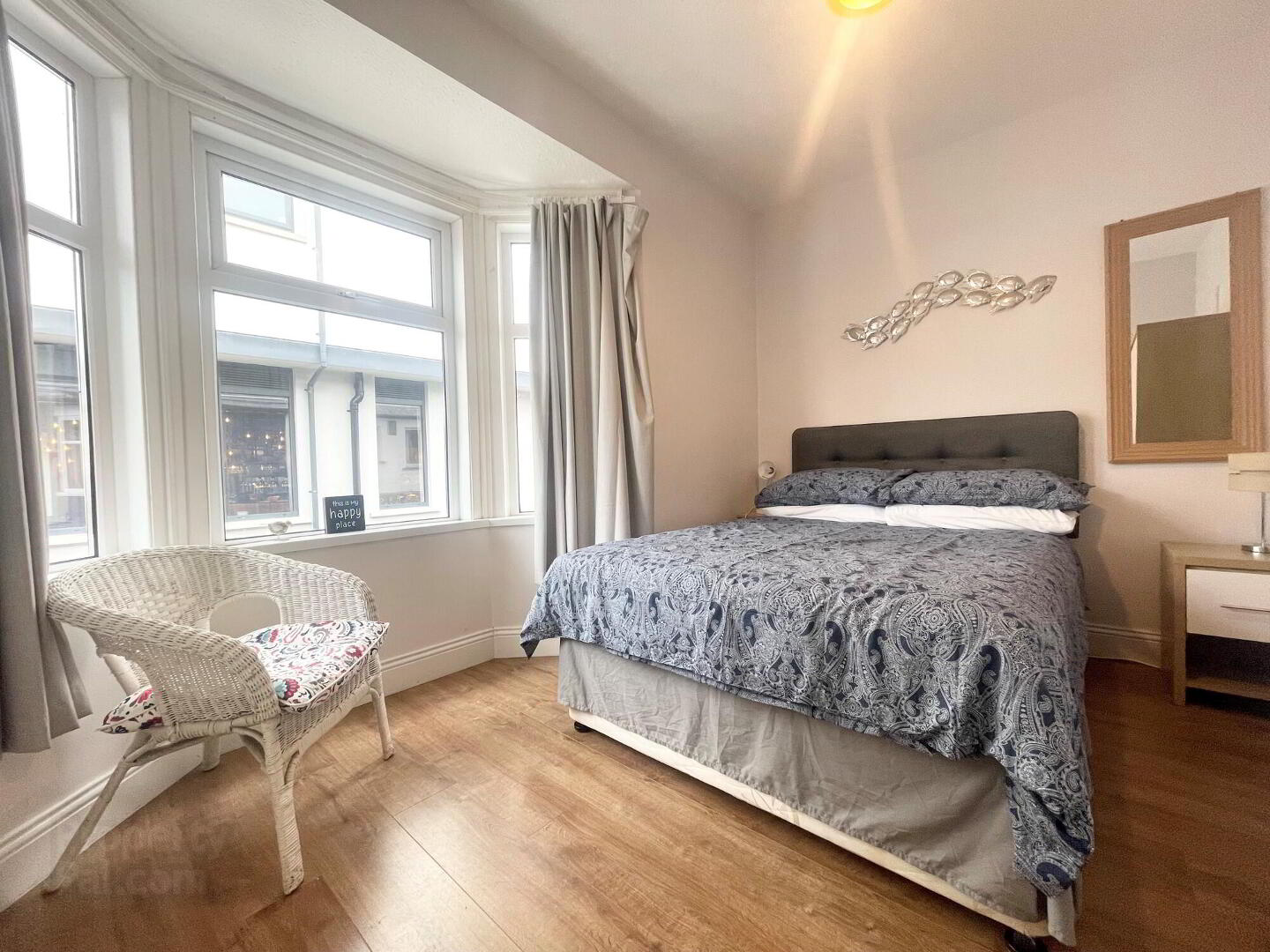 22 Eglinton Lane 14 of 22
