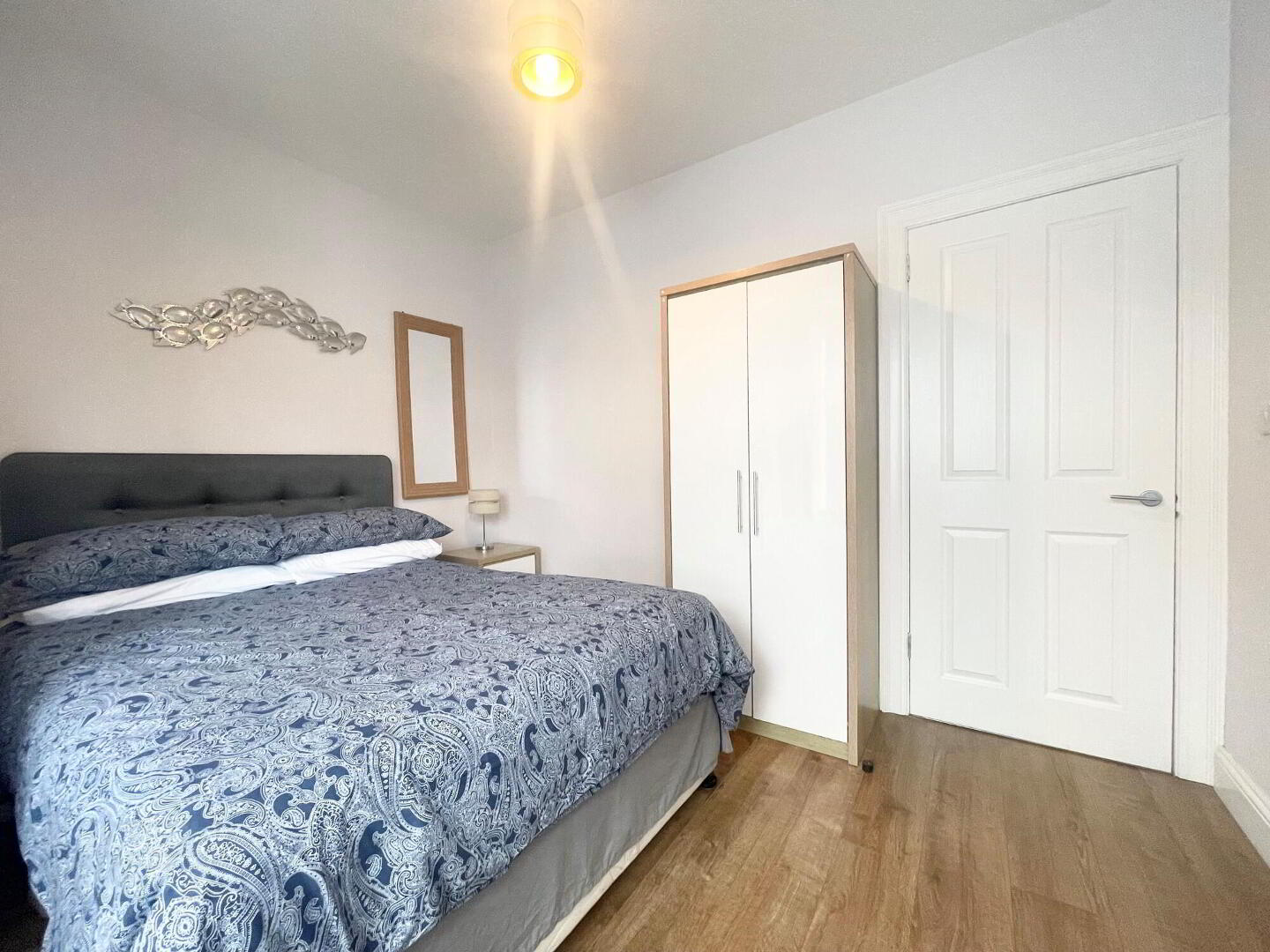 22 Eglinton Lane 15 of 22