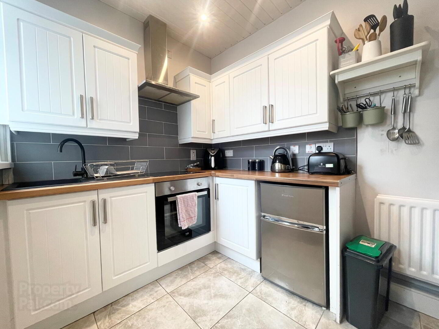 22 Eglinton Lane 8 of 22
