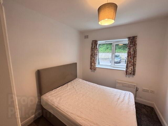 Apt 11, Ashbrook, Victoria Cross 6 of 7