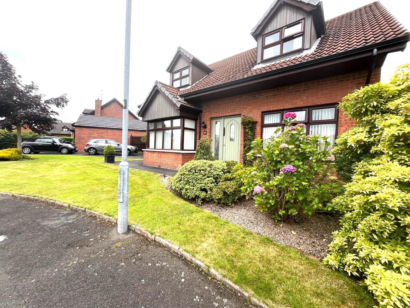 43 Sandringham Court 1 of 24