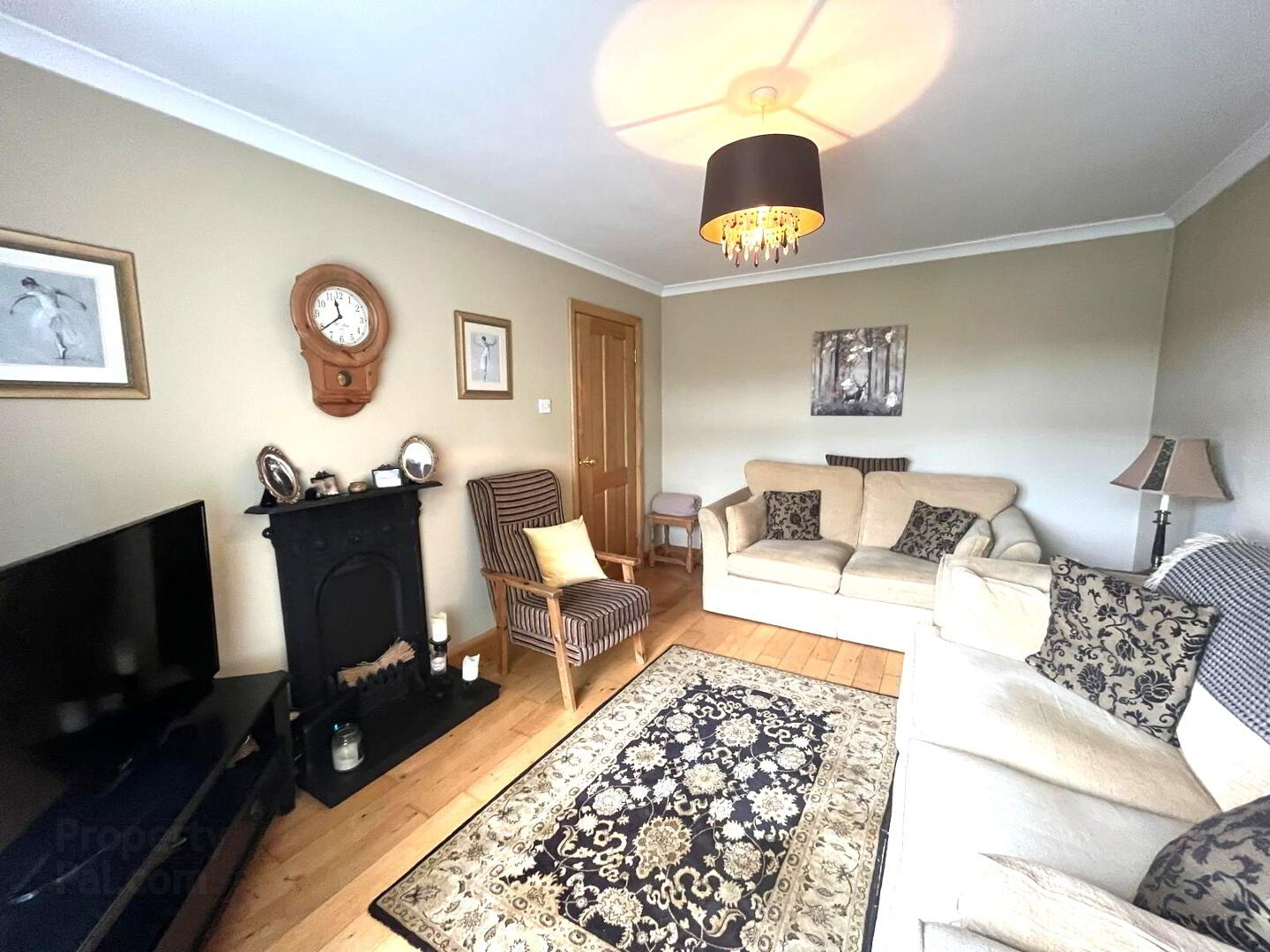 43 Sandringham Court 14 of 24