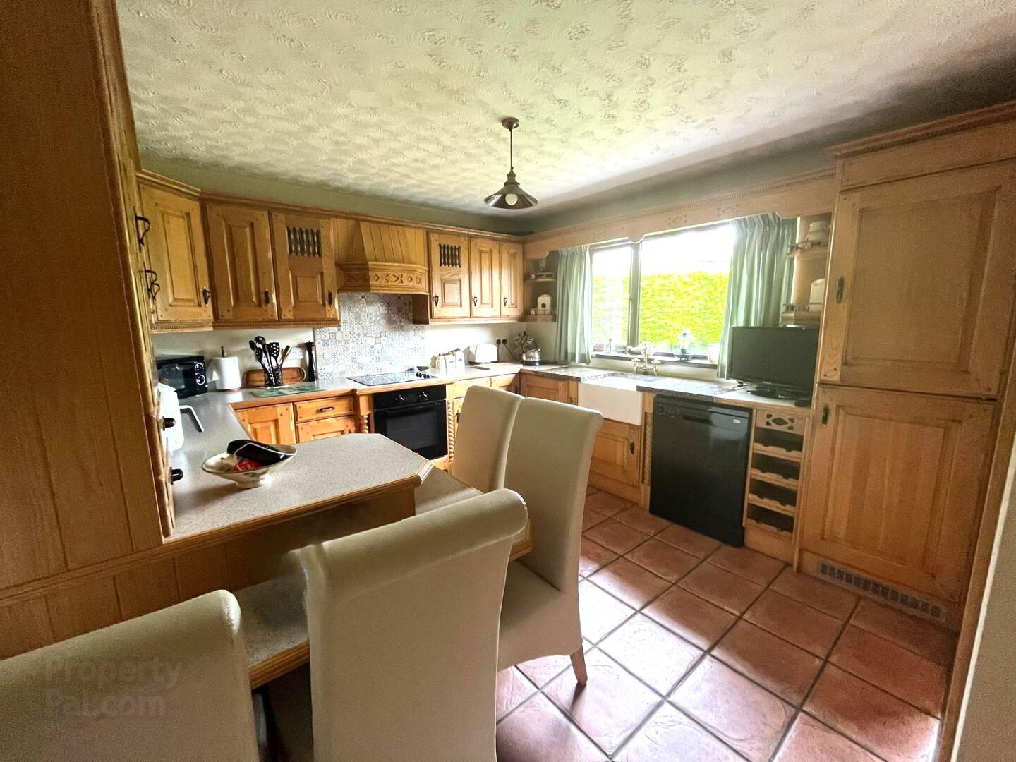 43 Sandringham Court 8 of 24