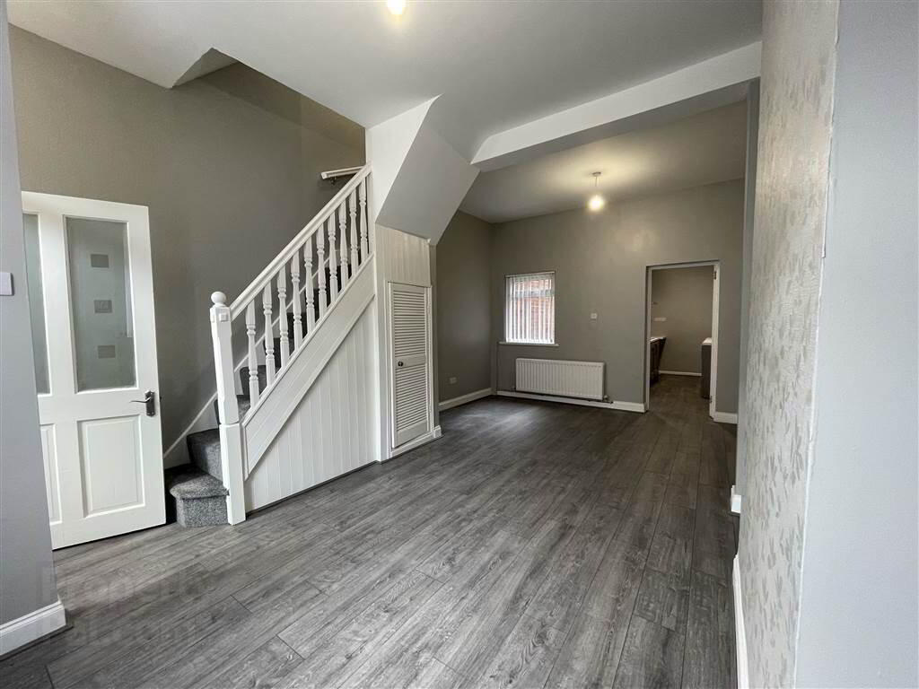 42 Oakman Street 3 of 14