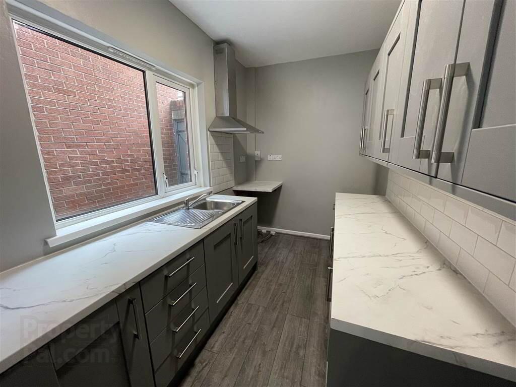 42 Oakman Street 5 of 14