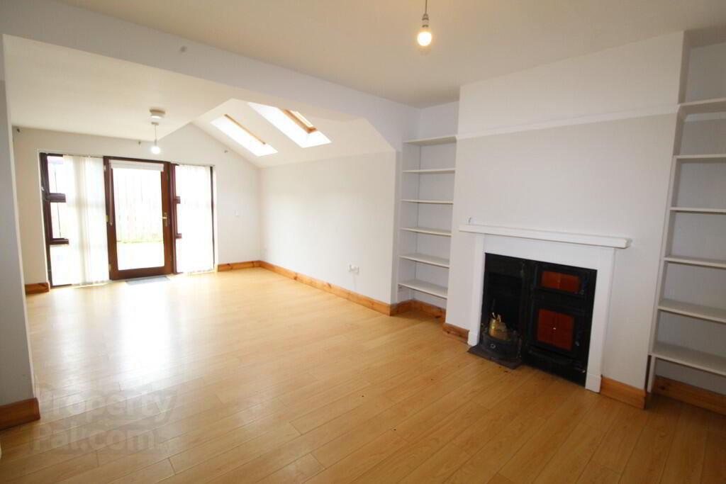 102 Shore Road 6 of 18