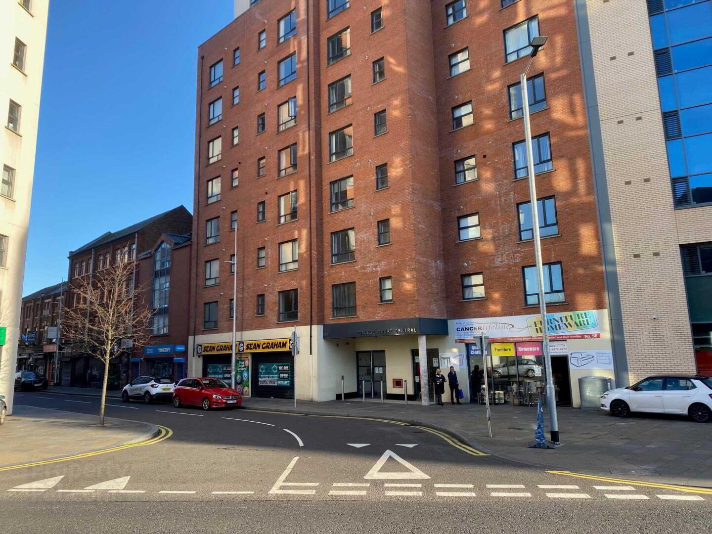 309 College Court Central 1 of 15