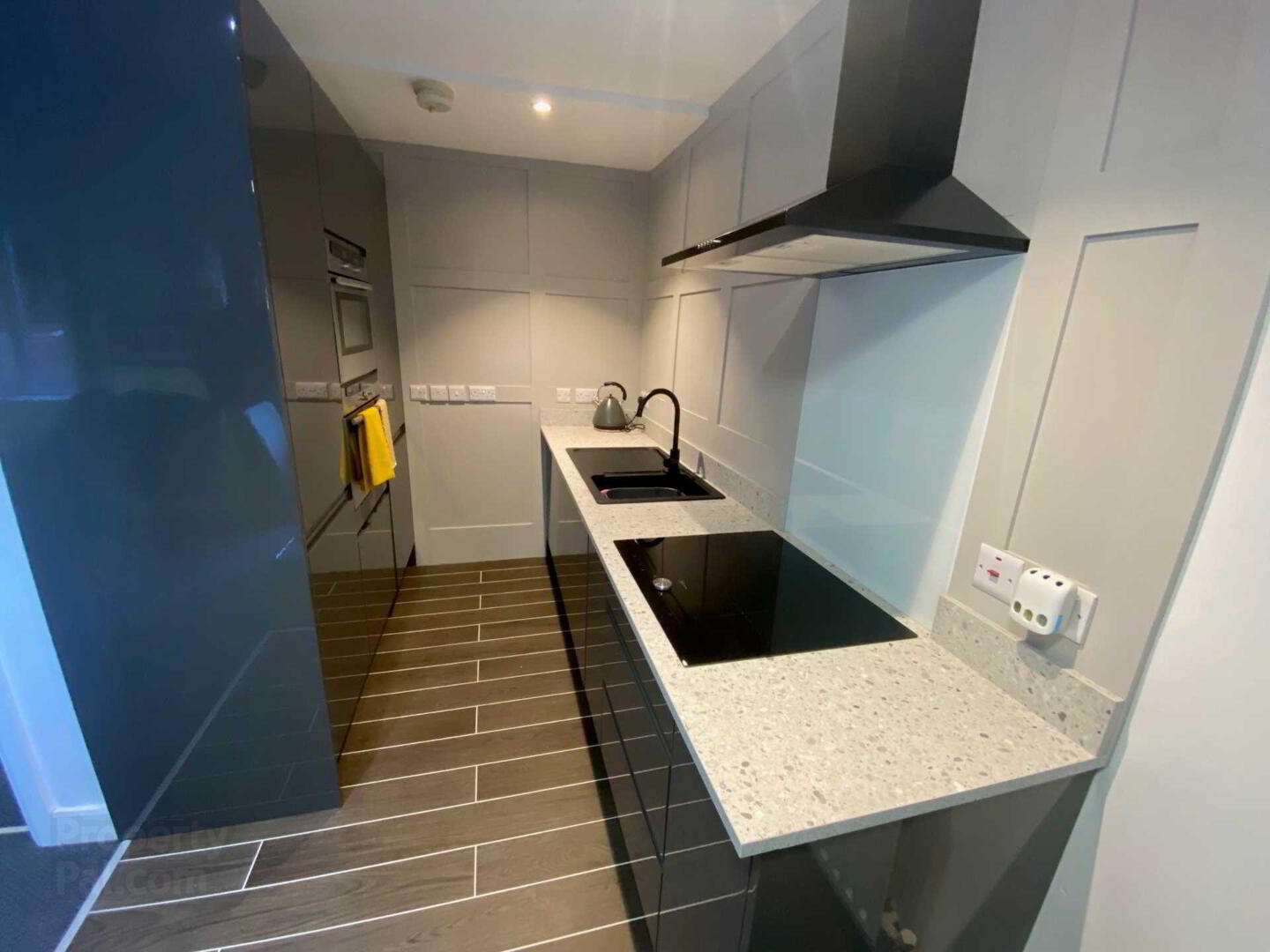 309 College Court Central 7 of 15