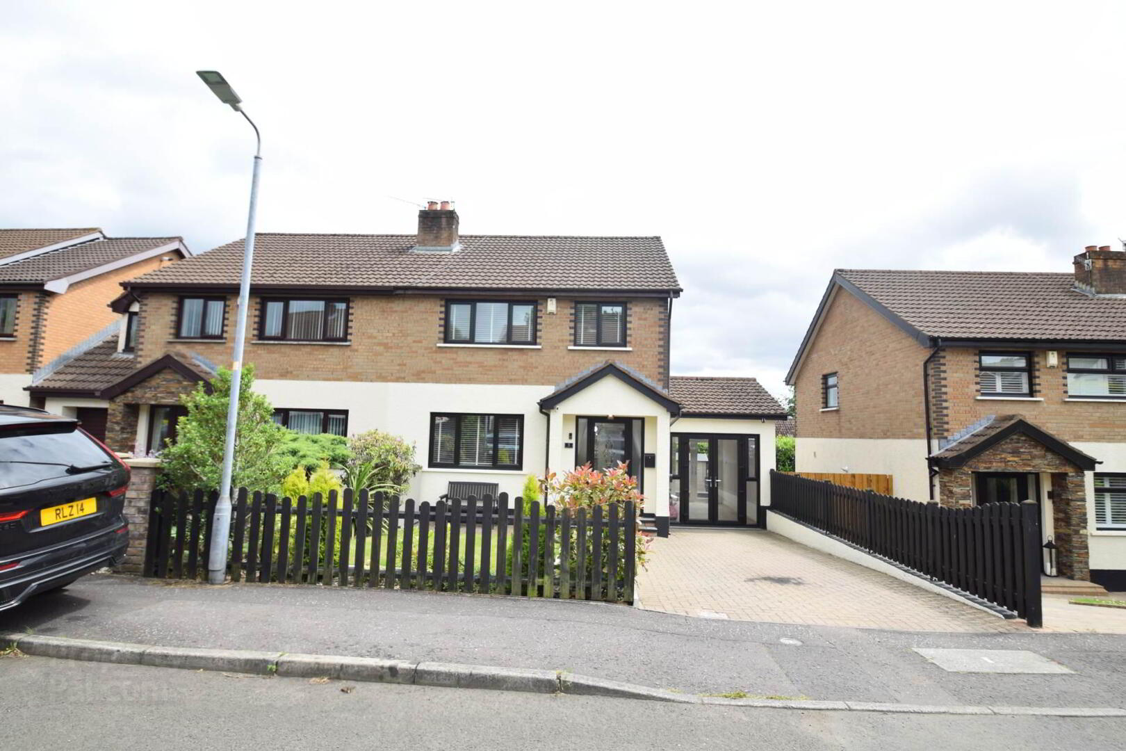 property description image
