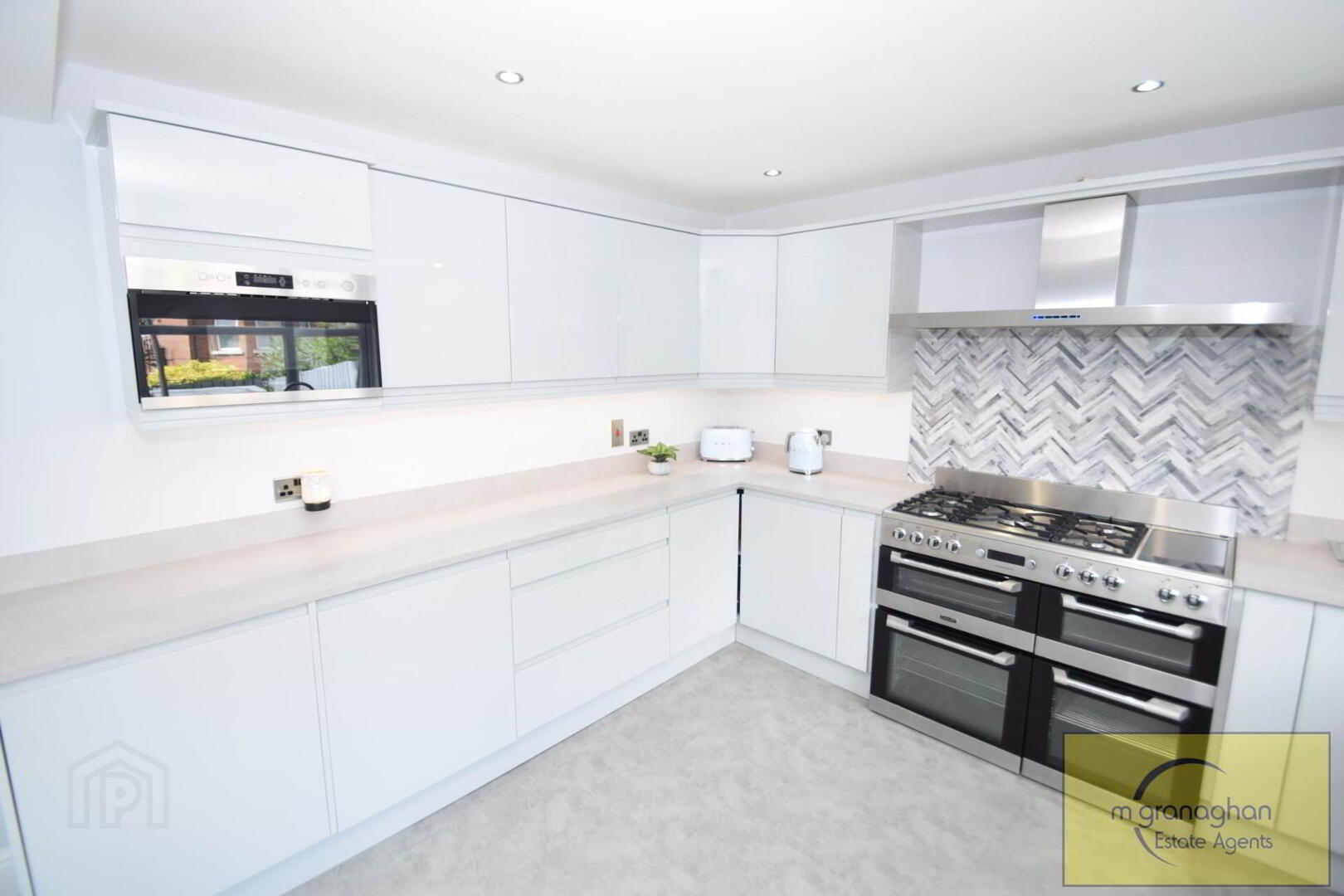 1b Fruithill Park 6 of 43