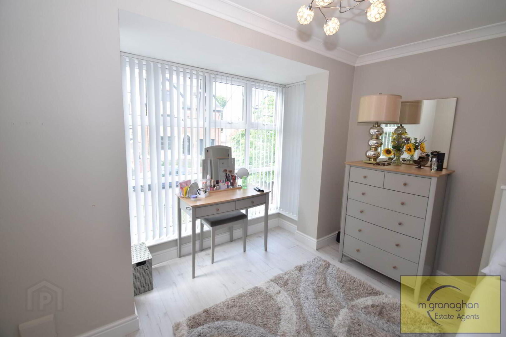 1b Fruithill Park 16 of 43