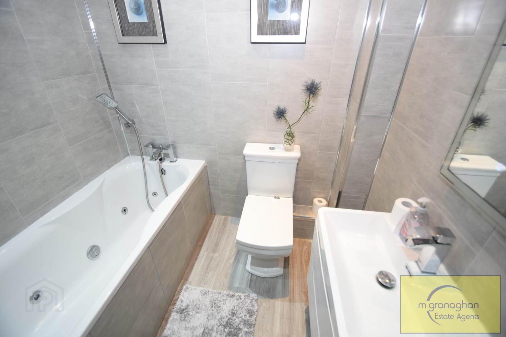 1b Fruithill Park 31 of 43