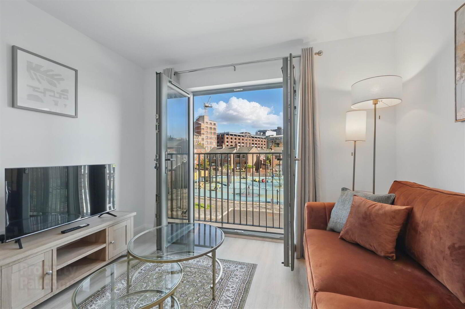 Apt 17, Porters Annex 7 of 13