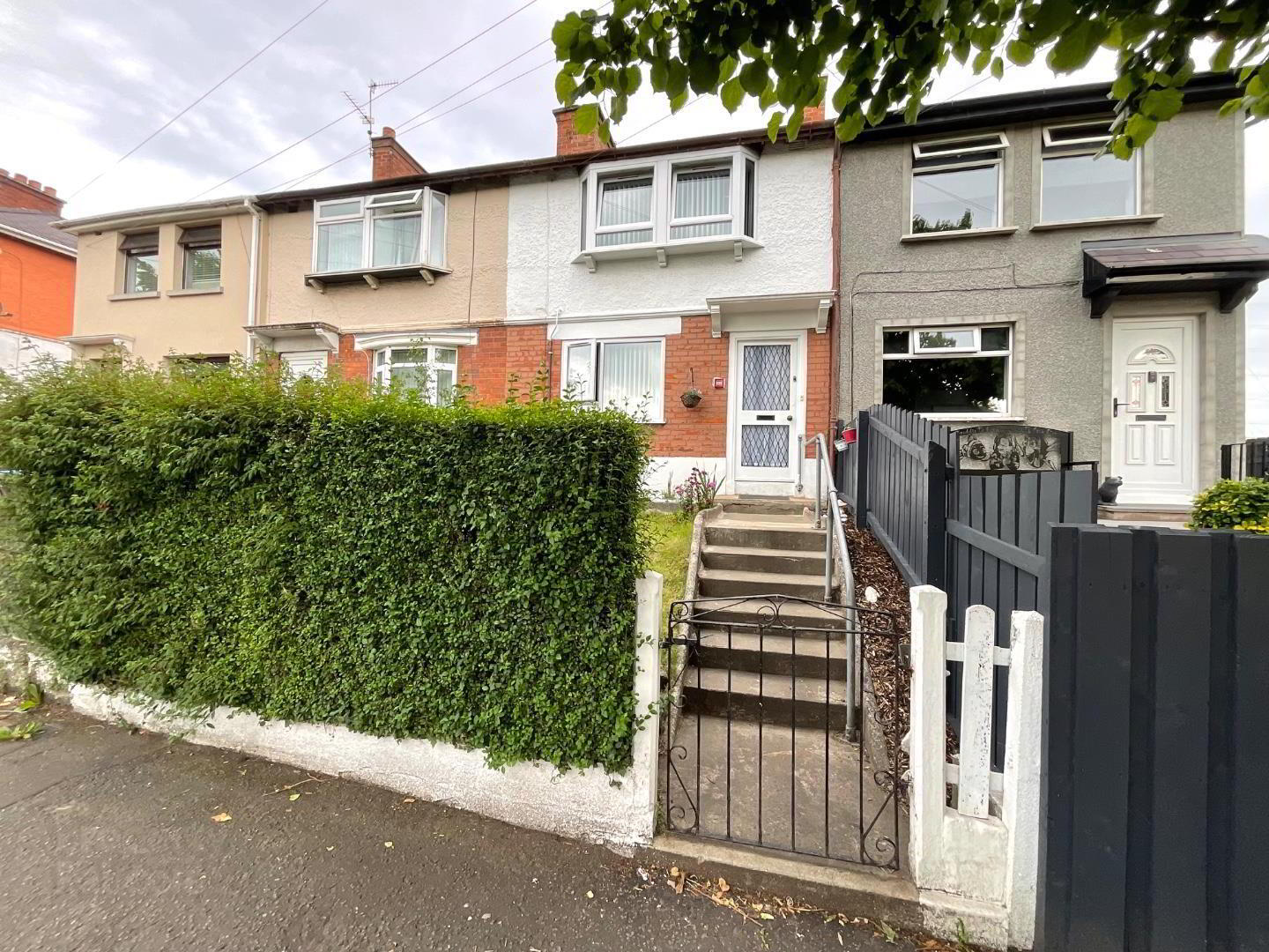 88 Twaddell Avenue 1 of 11