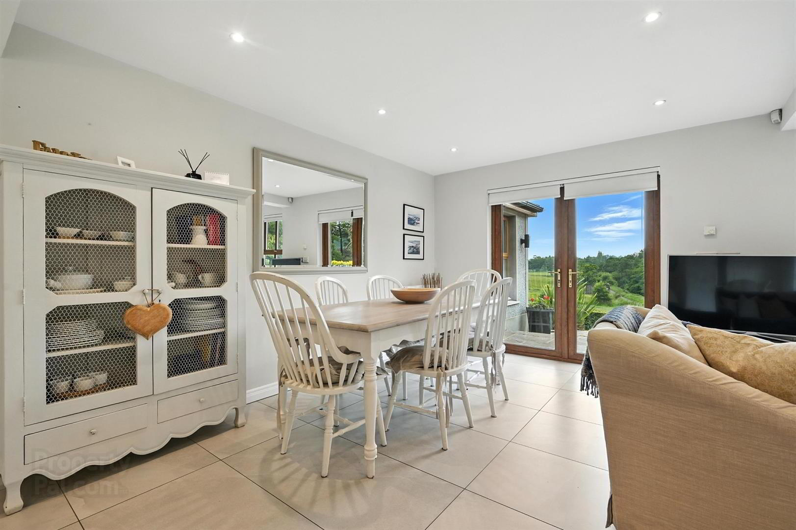 Canal View, 1a Nevins Row 12 of 34