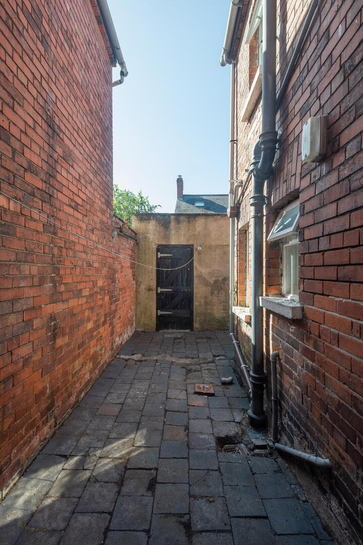 35 Pretoria Street 11 of 11