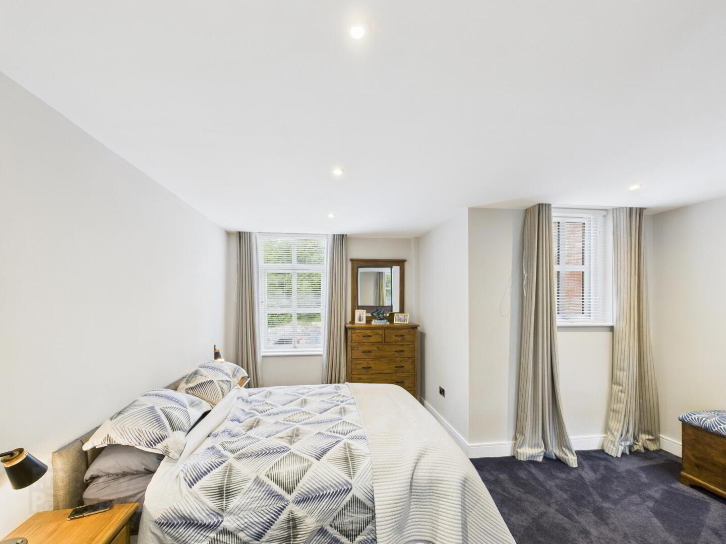 Apt 6, One Lacefield 8 of 13