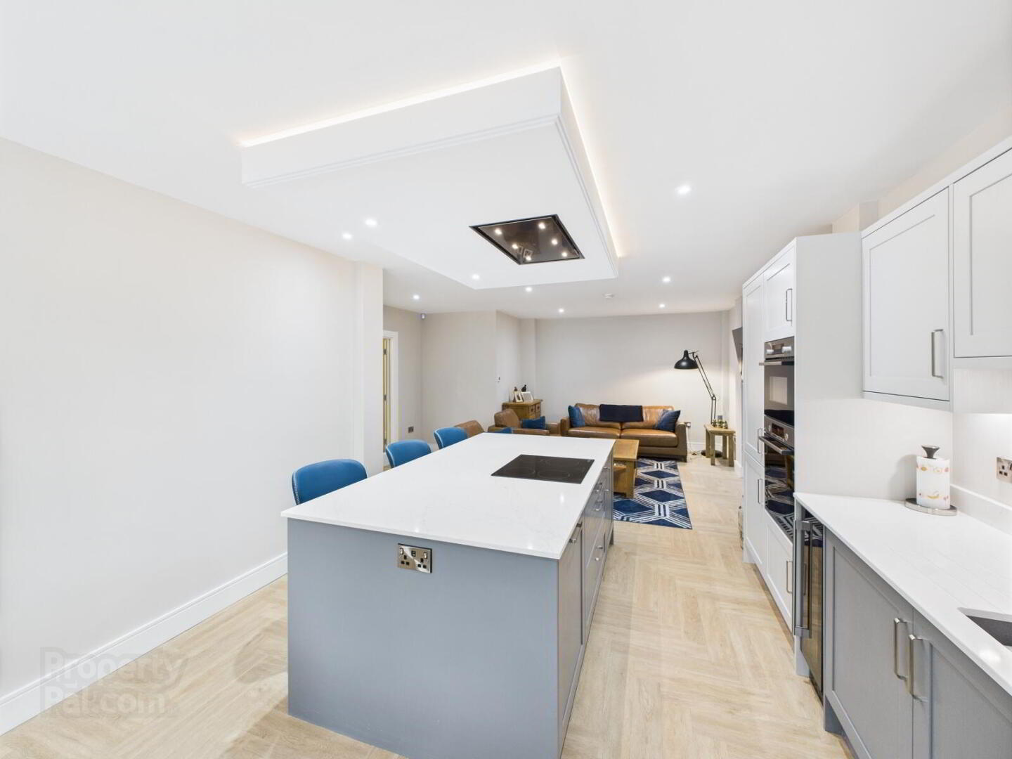 Apt 6, One Lacefield 6 of 13