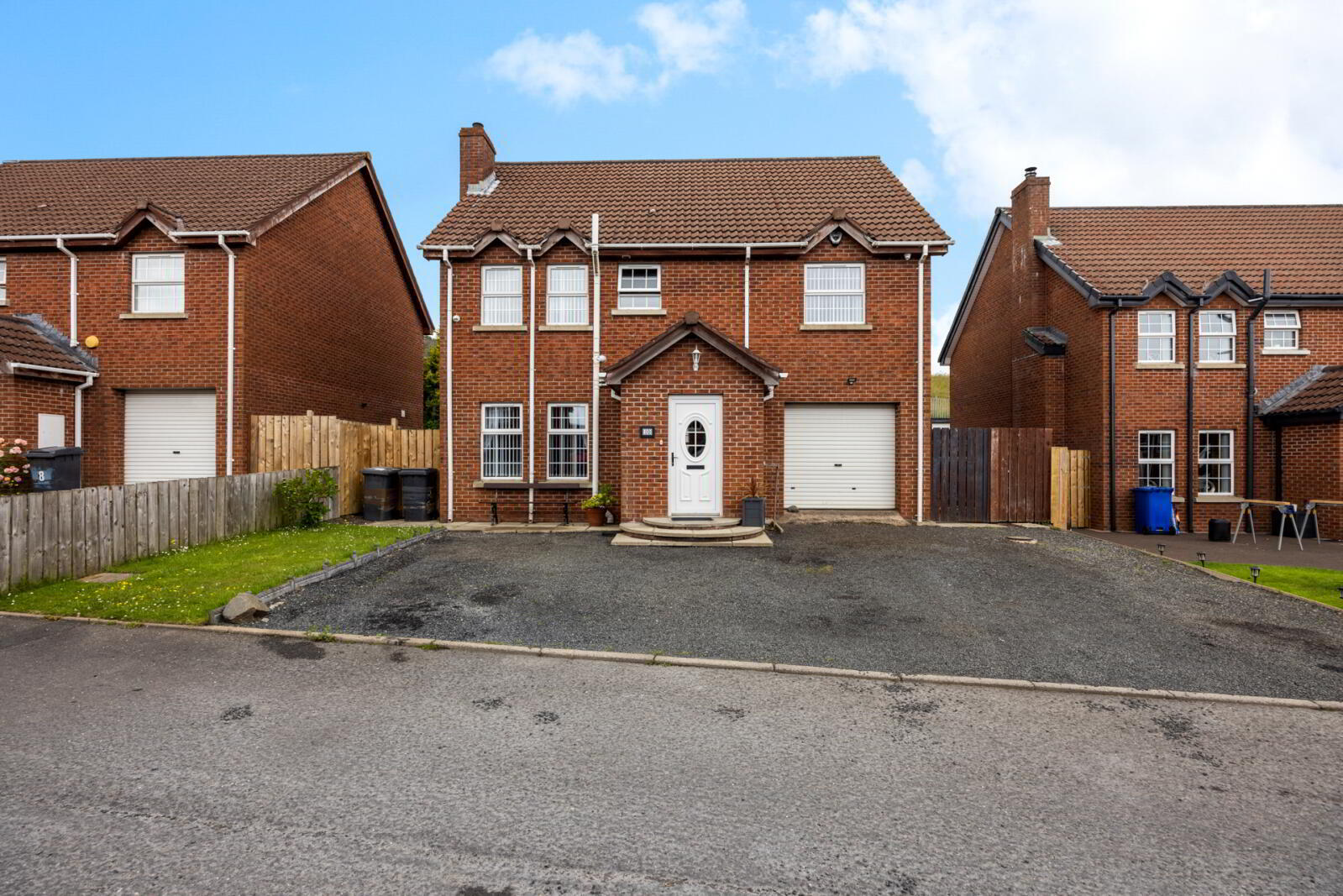 10 Loughview Glen 1 of 30