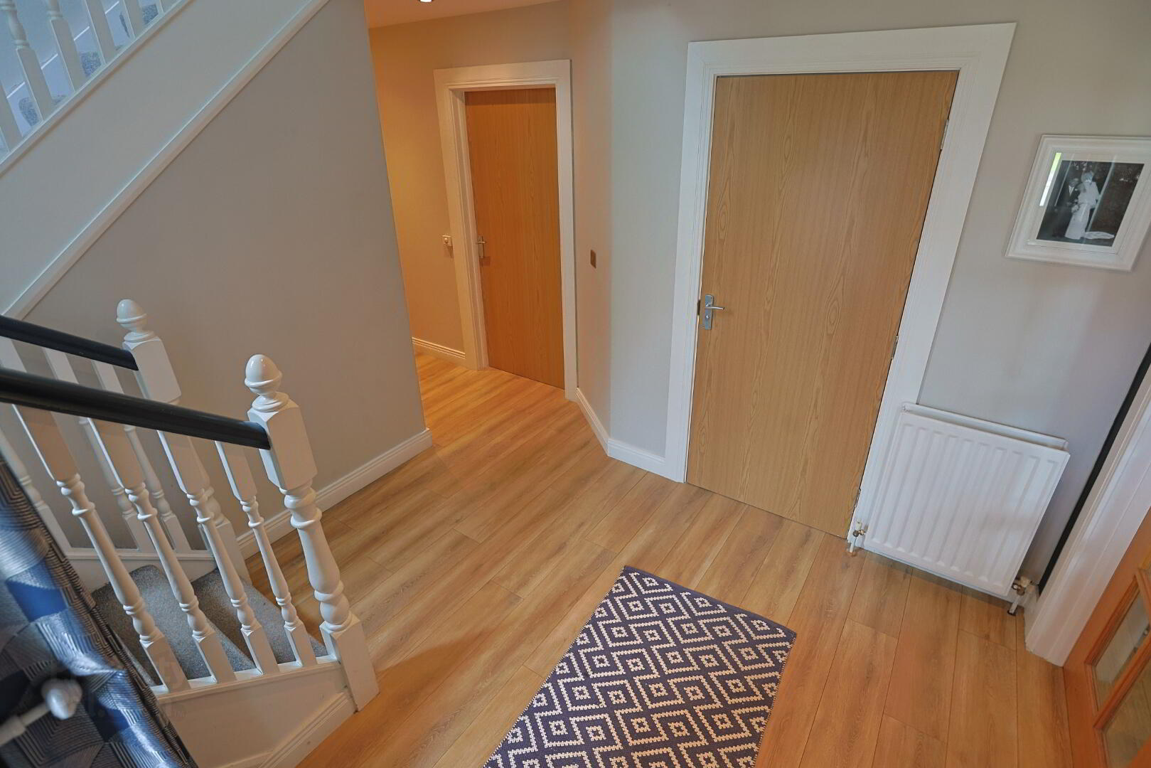 14 Roes Hill 5 of 68