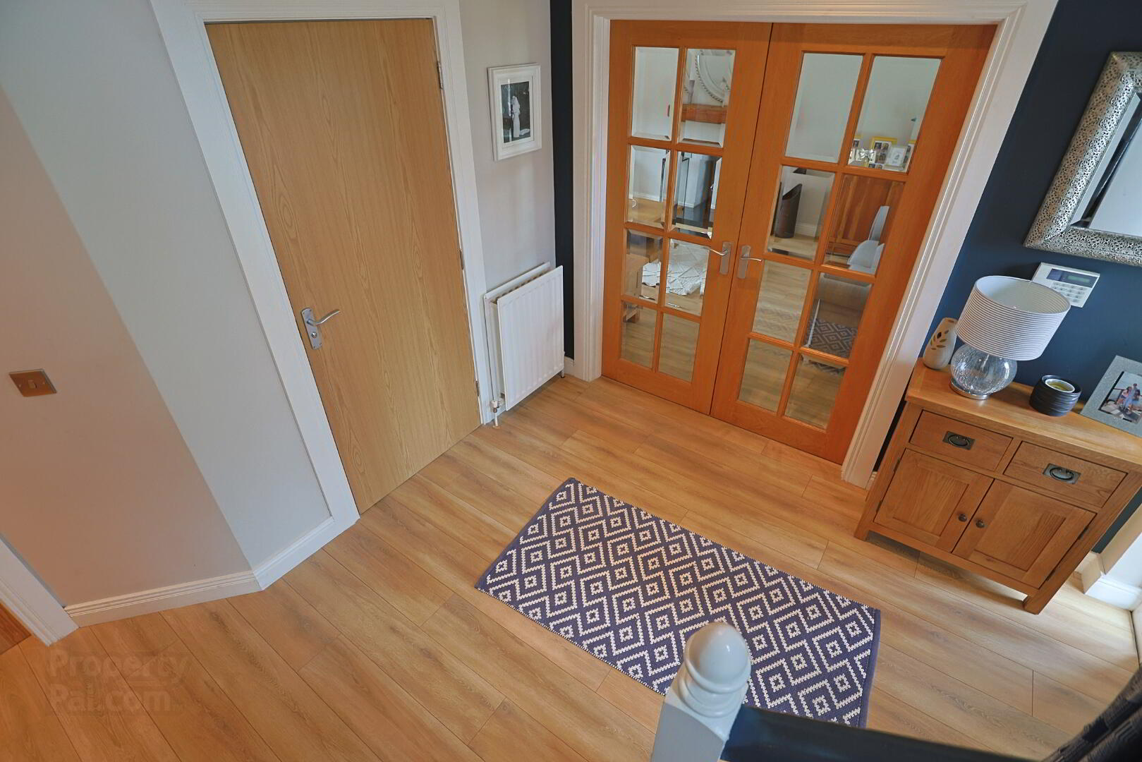 14 Roes Hill 8 of 68