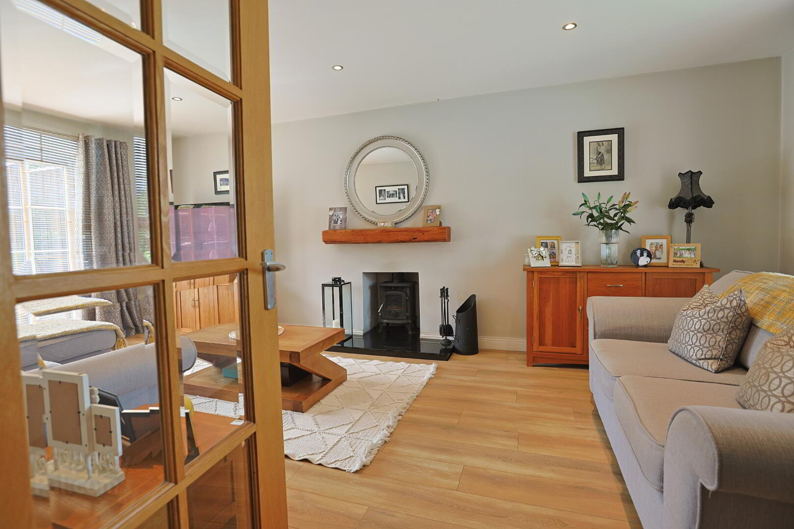 14 Roes Hill 9 of 68