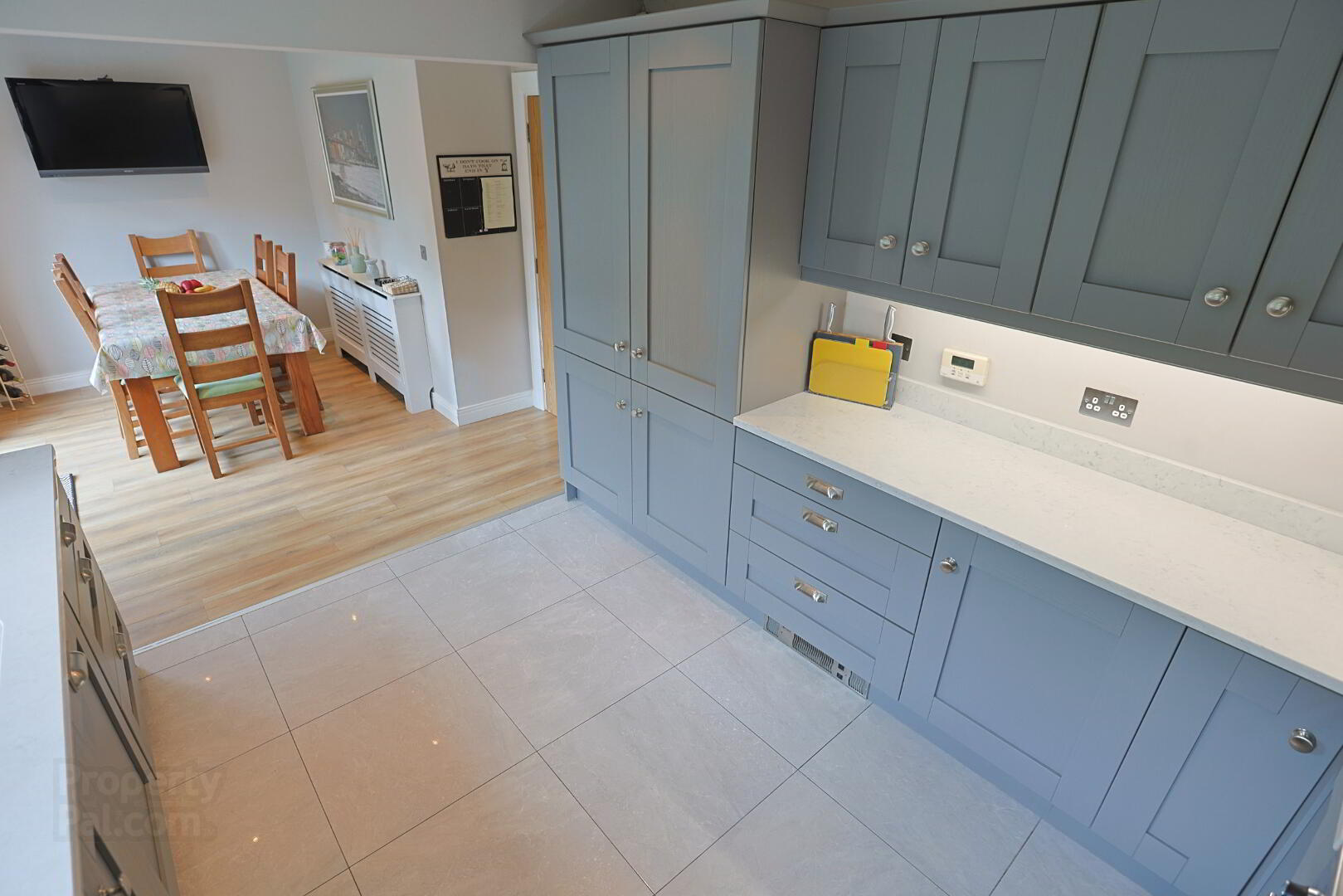 14 Roes Hill 21 of 68
