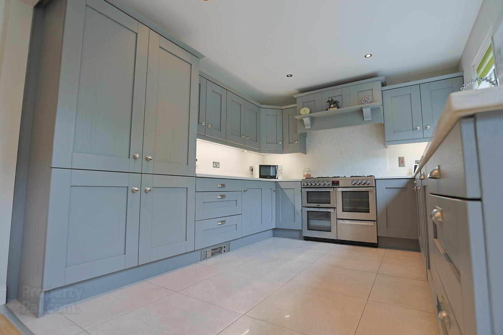 14 Roes Hill 23 of 68
