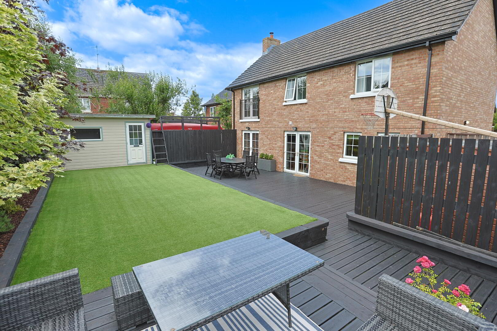 14 Roes Hill 67 of 68