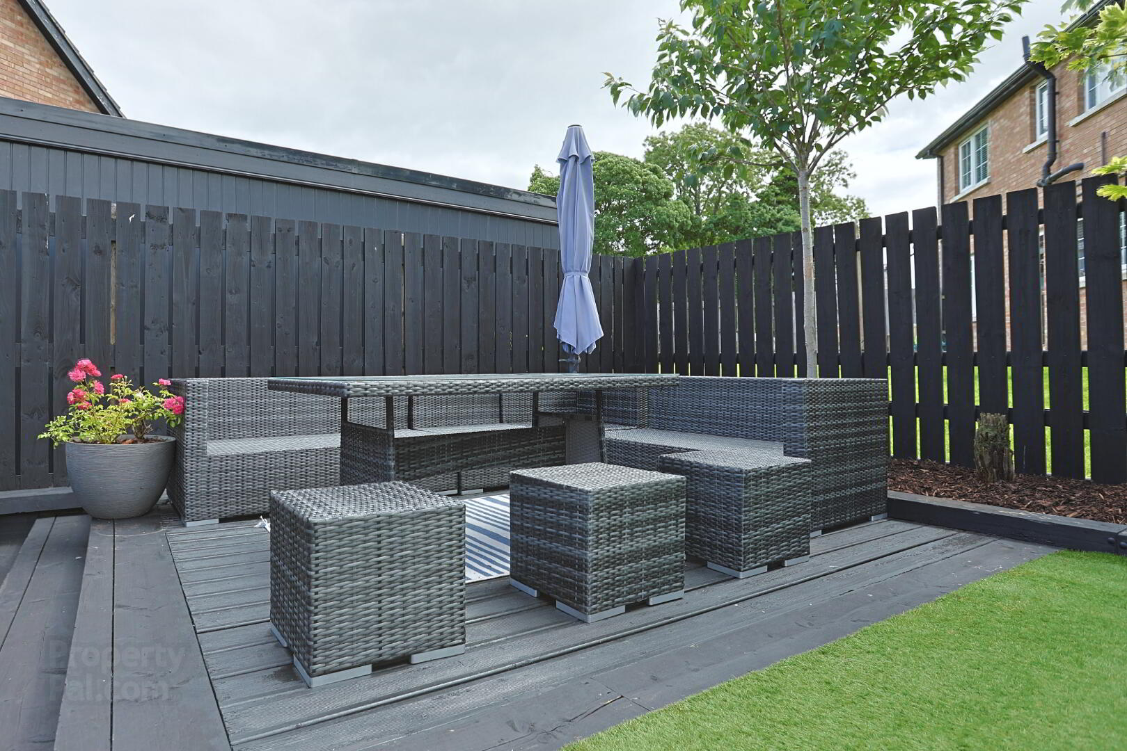 14 Roes Hill 66 of 68